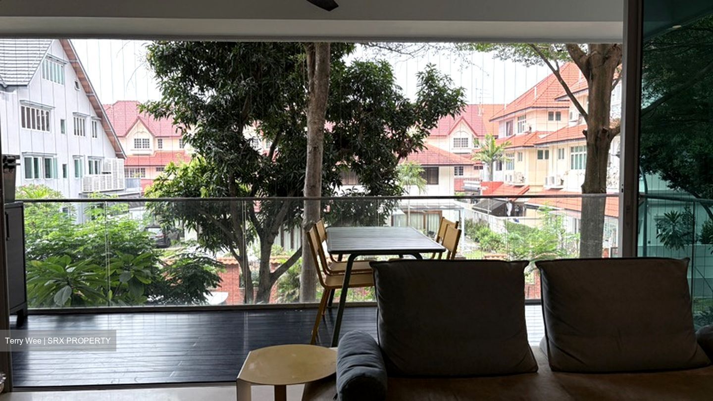 Tierra Vue (D15), Condominium #635095241